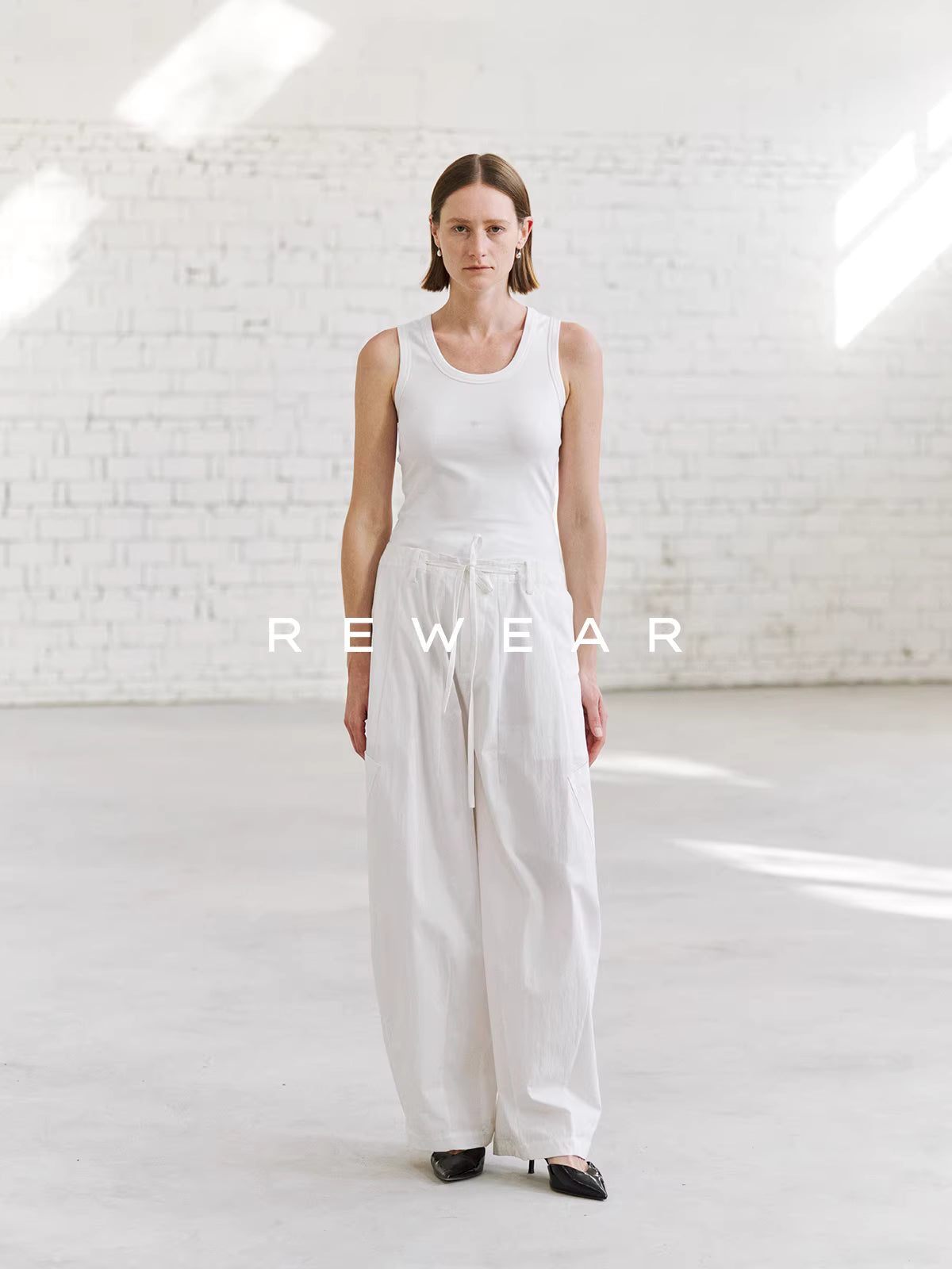 Crisp Slant Pocket Alabaster Trousers