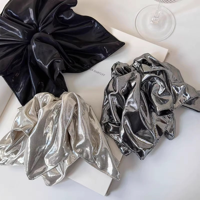 Liquid Voluminous Hair-Tie