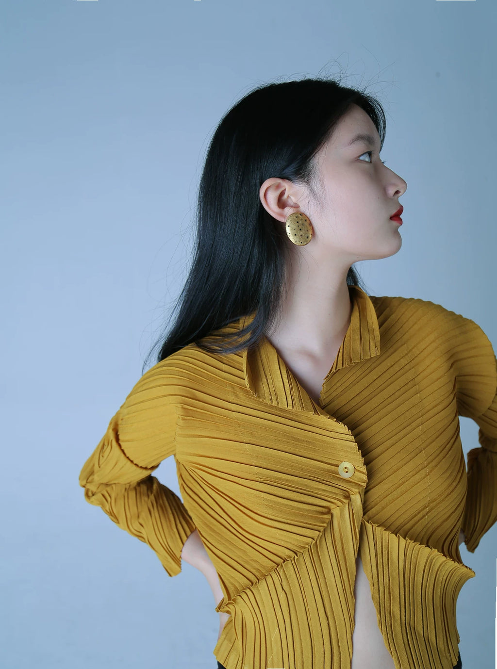 Aureate Exoskeleton Pleat Shirt