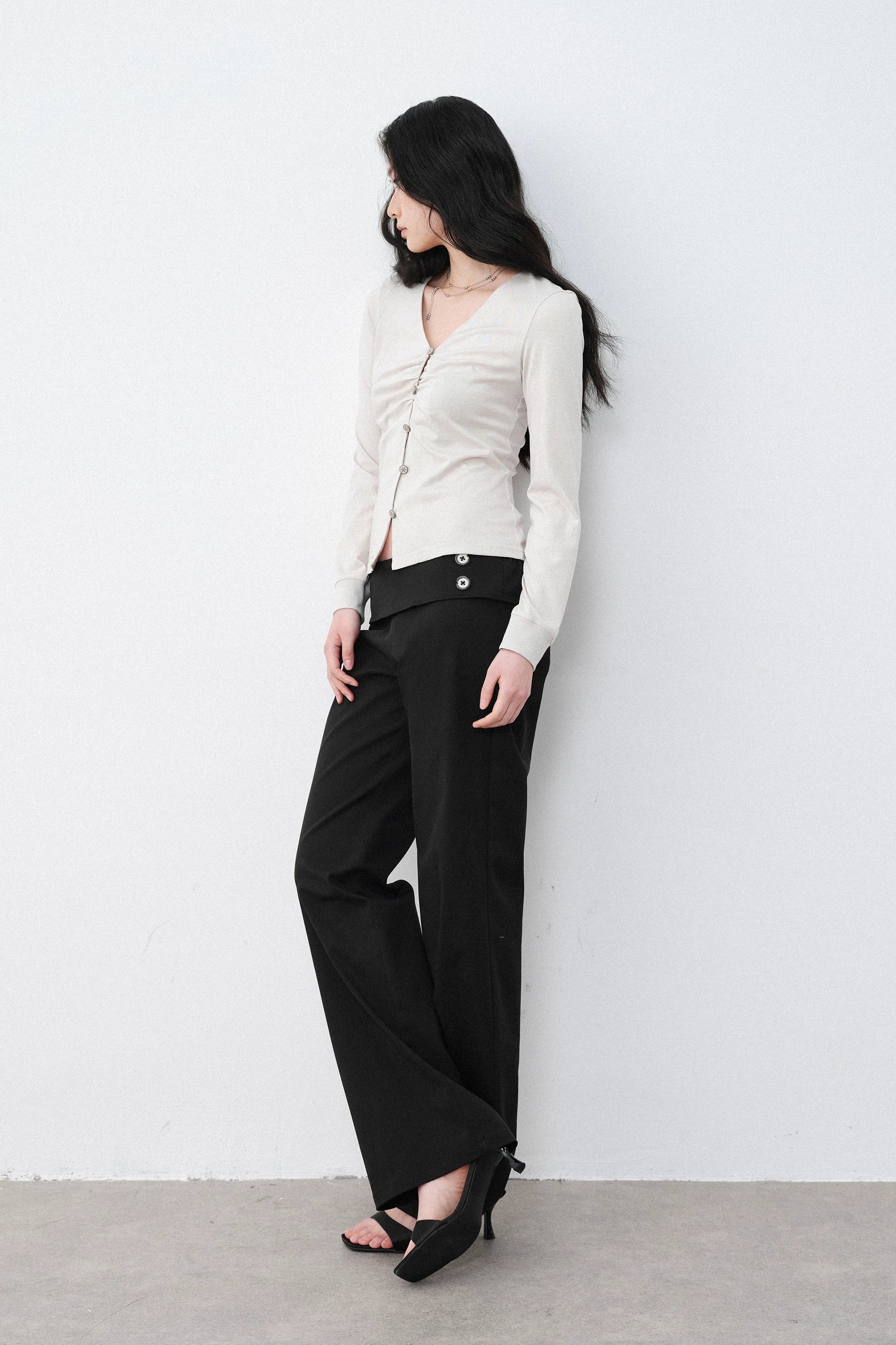 Softline Gathered Long Sleeve