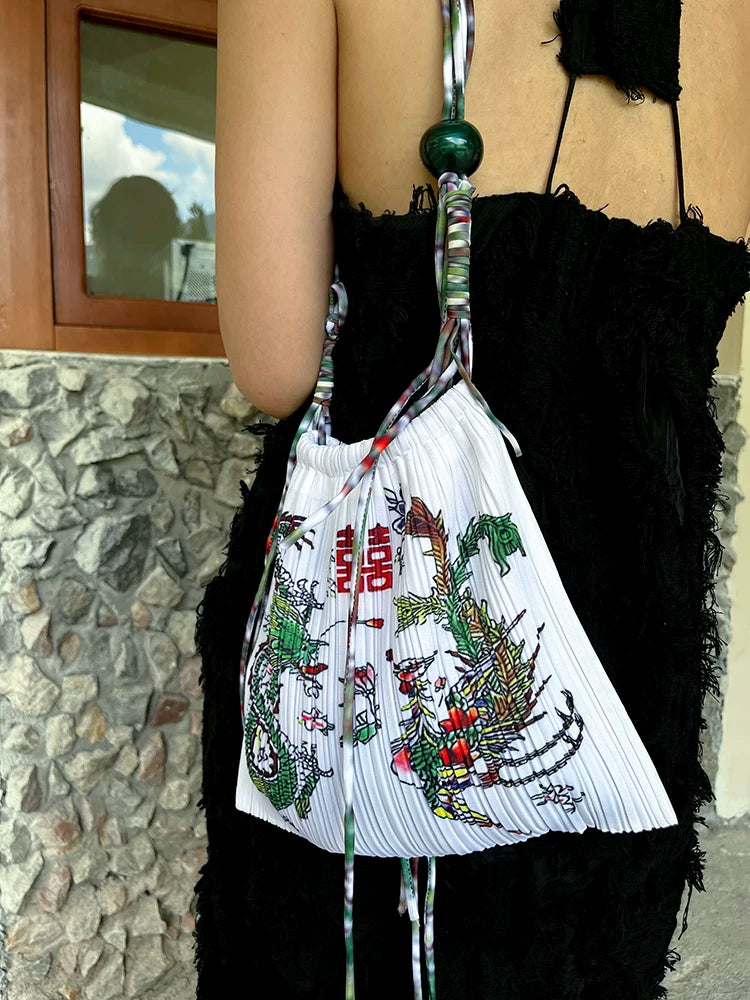 龙门 Dragon Gate Pleated Pouch Bag