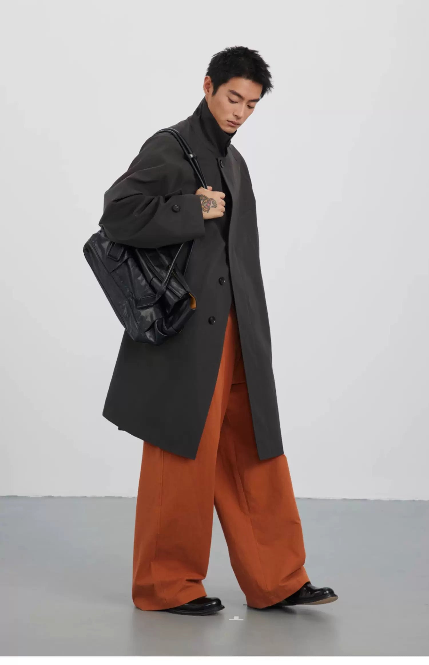 Laterite Pleated Trousers