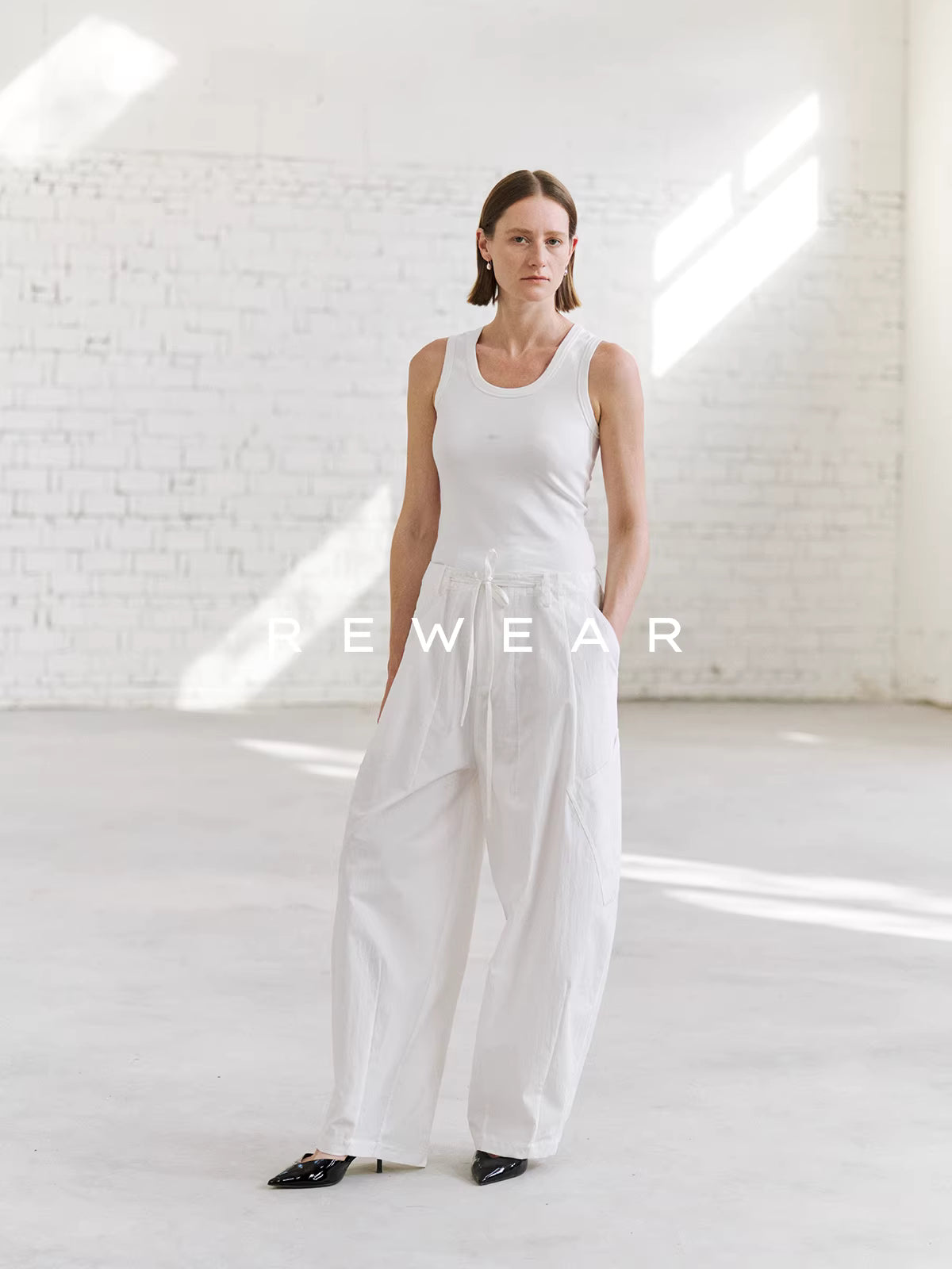 Crisp Slant Pocket Alabaster Trousers