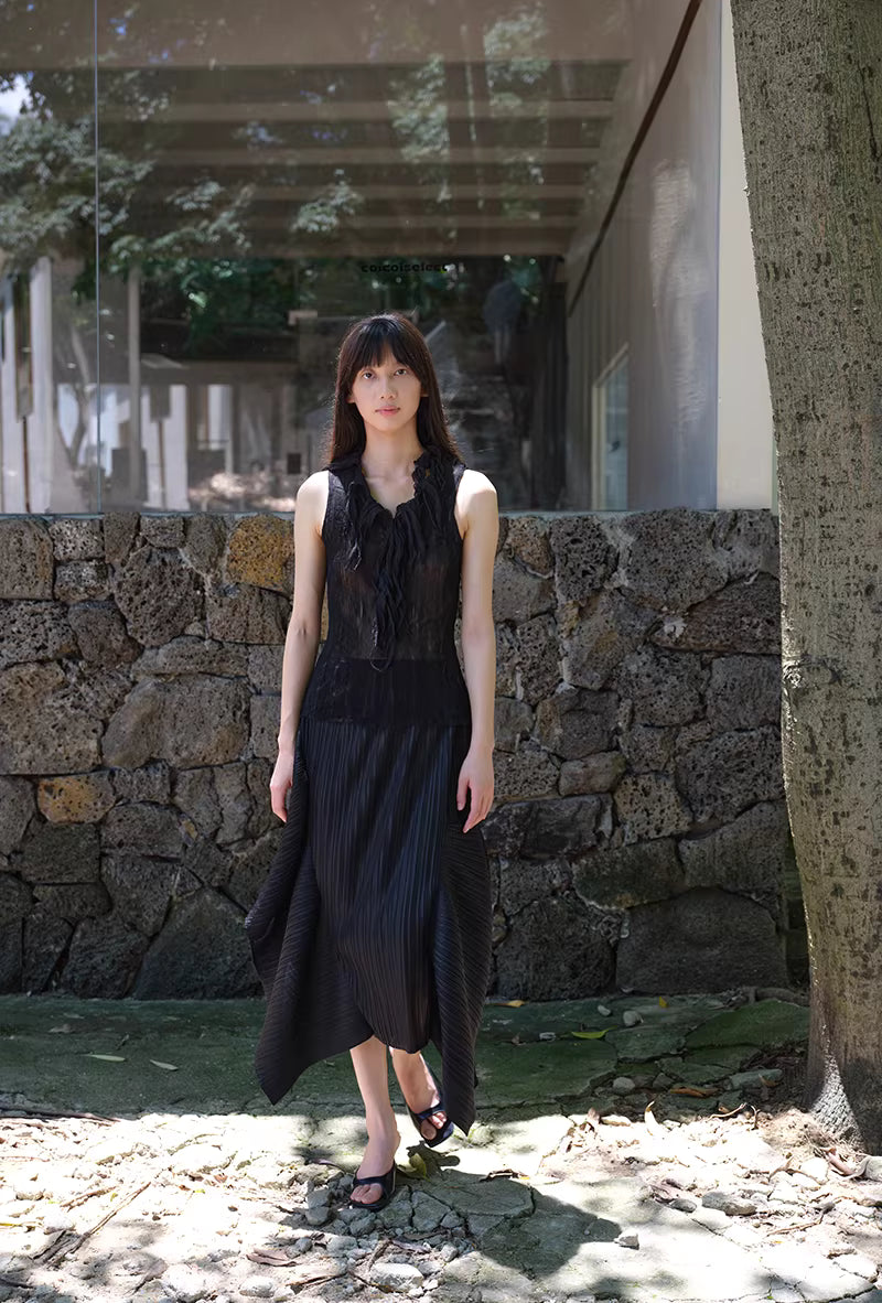 Shadow Pleat Midi Skirt