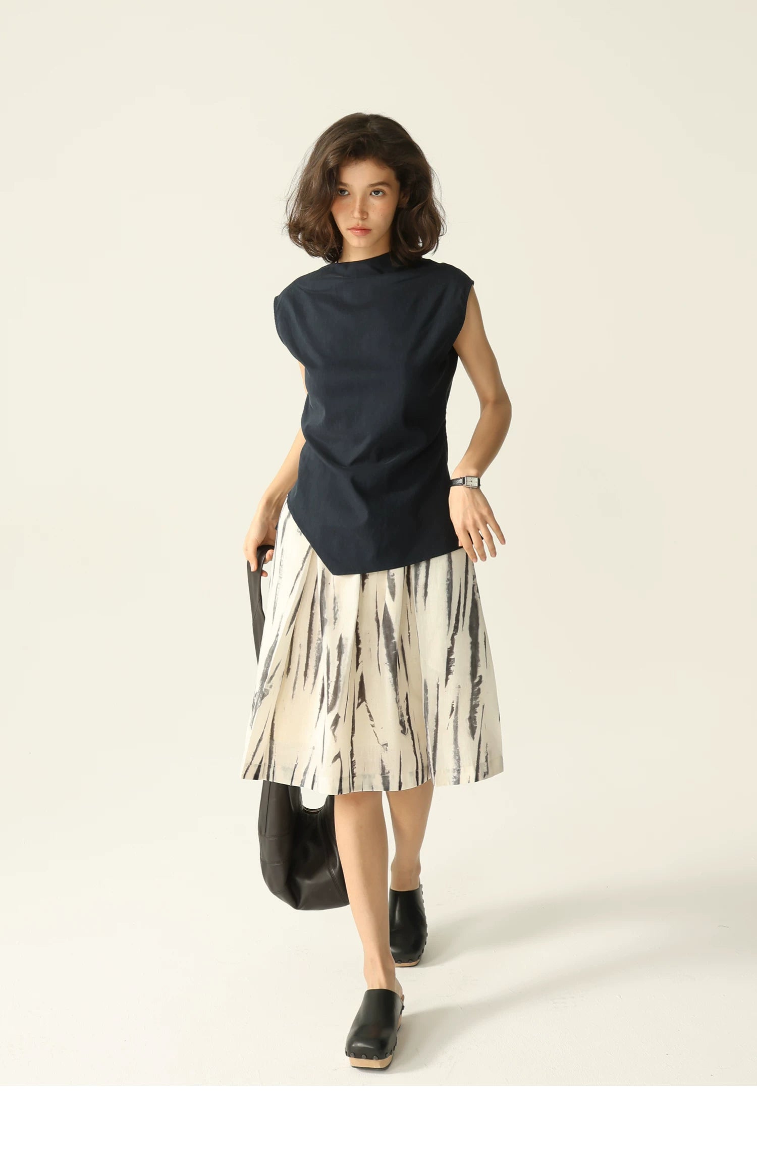 Lyocell Linen Sleeveless Top in Terracotta or Navy