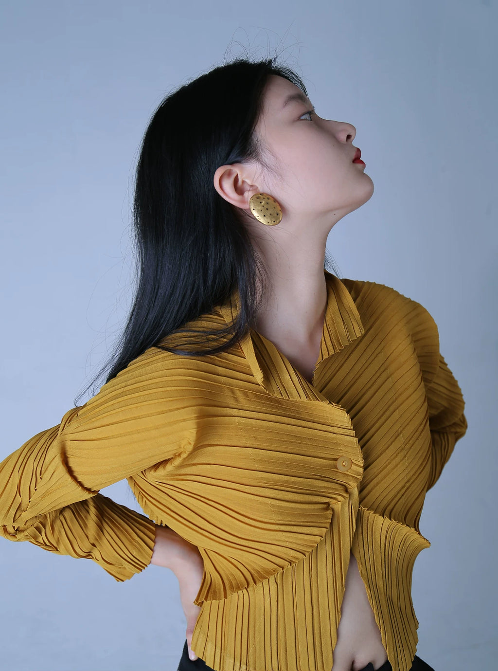 Aureate Exoskeleton Pleat Shirt