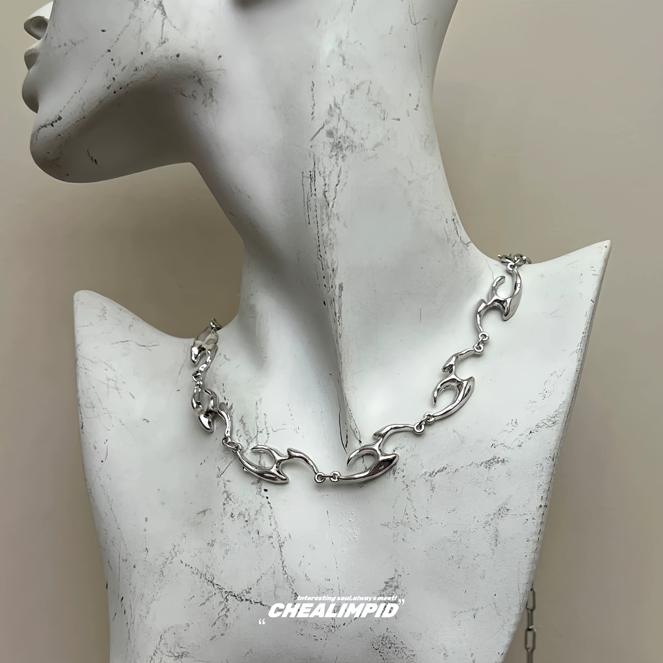 Sculpt Link Necklace