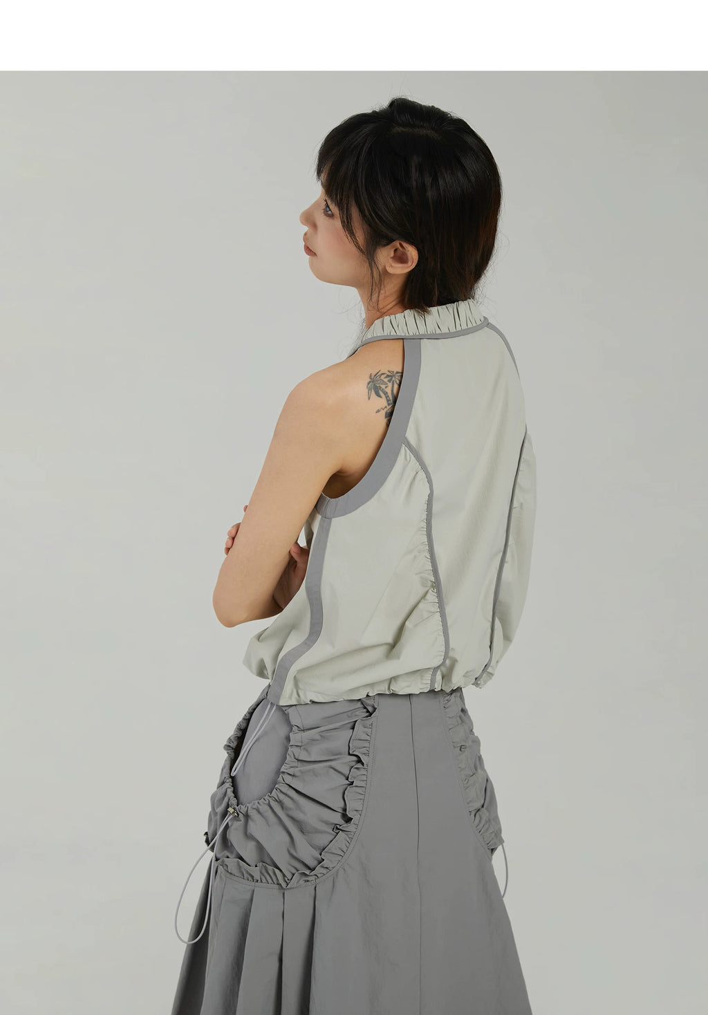 Ridgeline Zip Halter