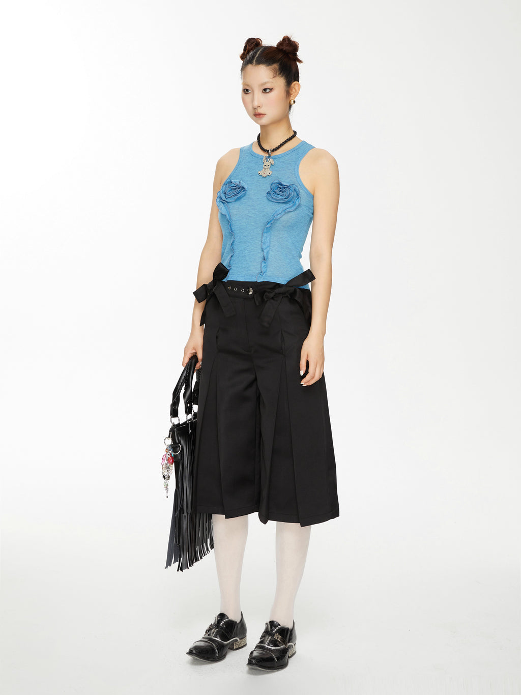 Bow-Embellished Pleated Back Wide-Leg Trouser Shorts
