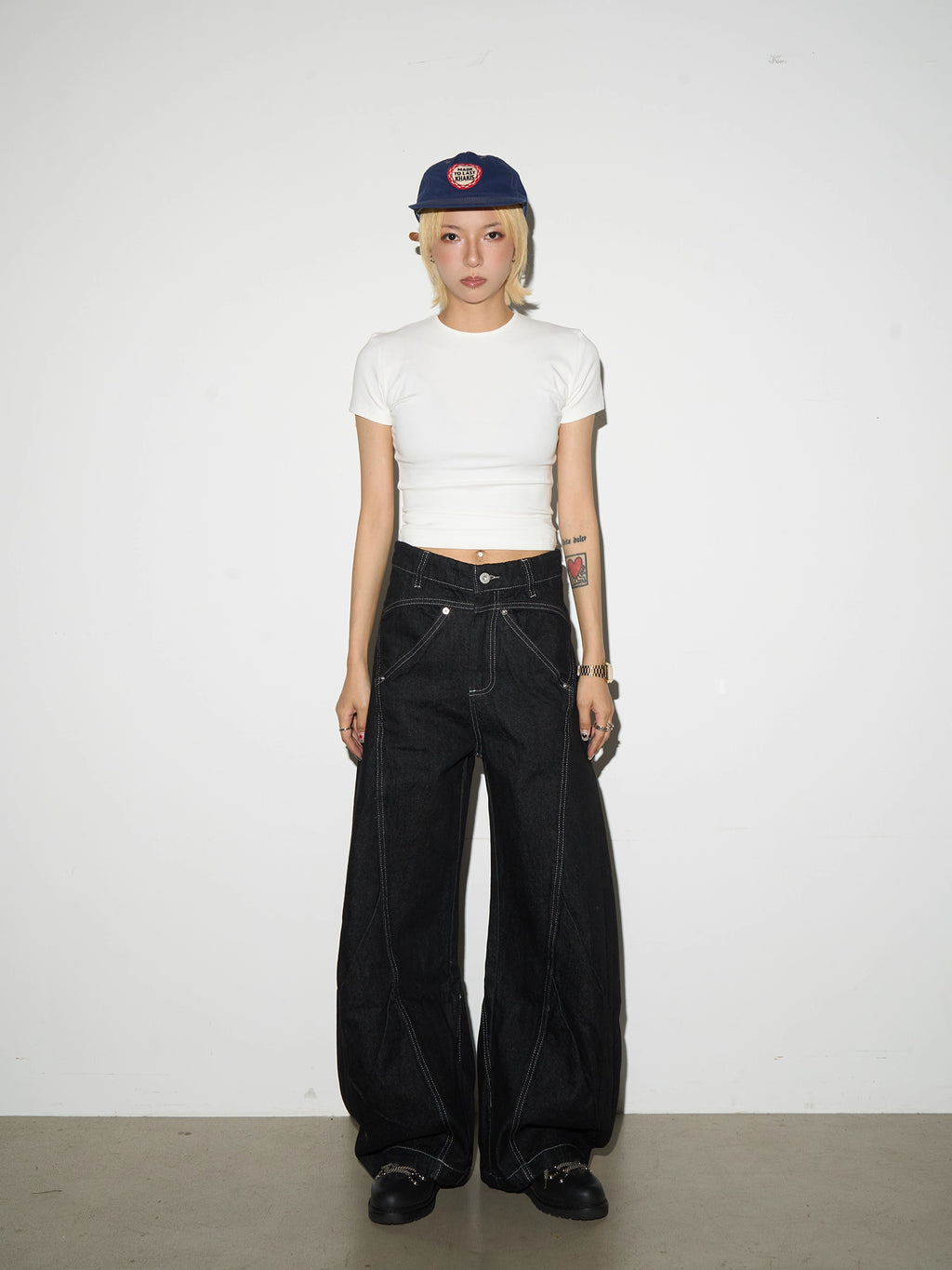 Contrast Stitch Detail Jeans