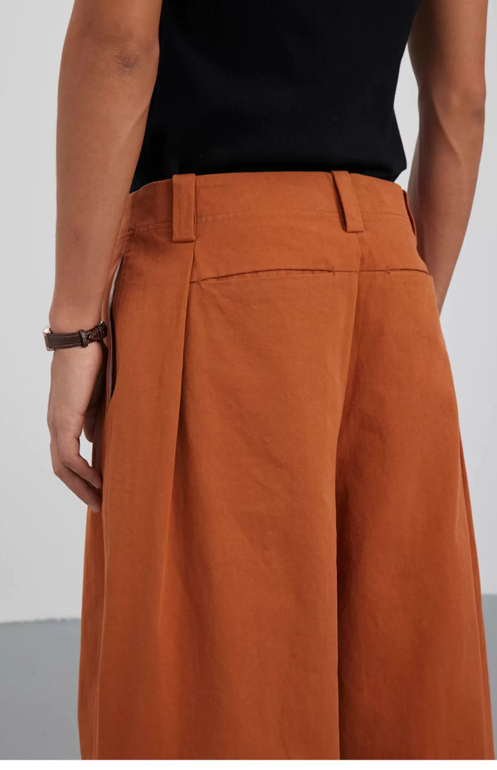 Laterite Pleated Trousers
