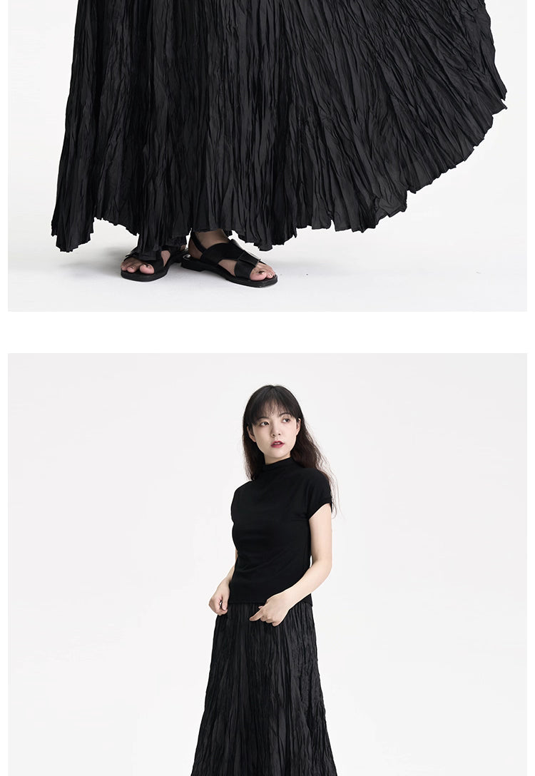 Crinkle Maxi Skirt in Black Ink