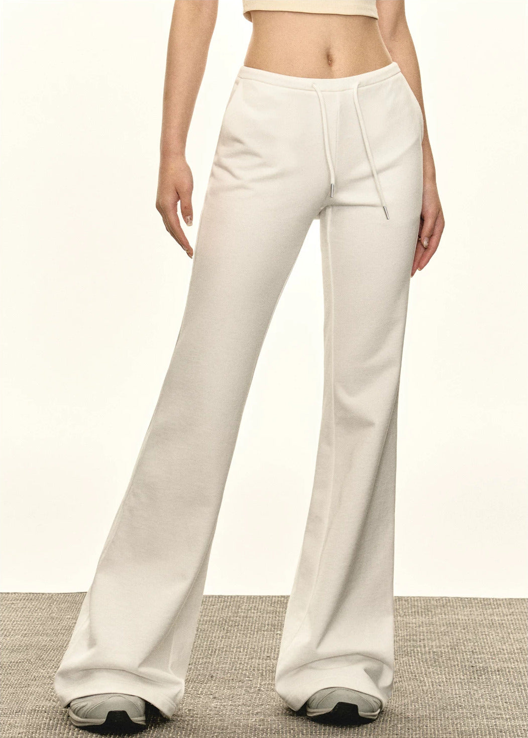 Raven Flare Sweatpant