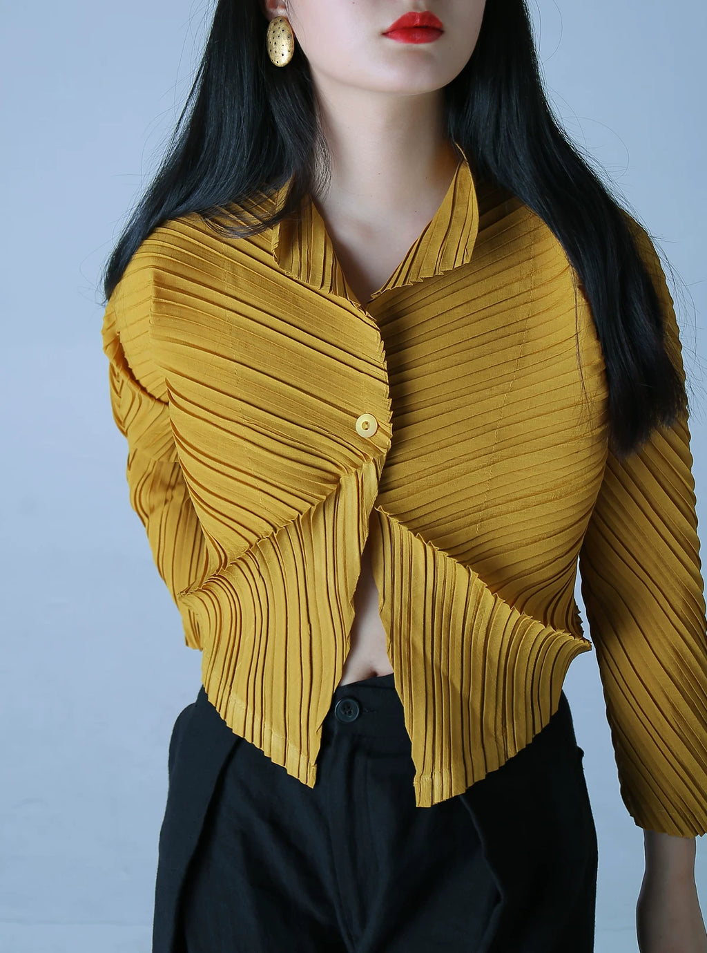 Aureate Exoskeleton Pleat Shirt