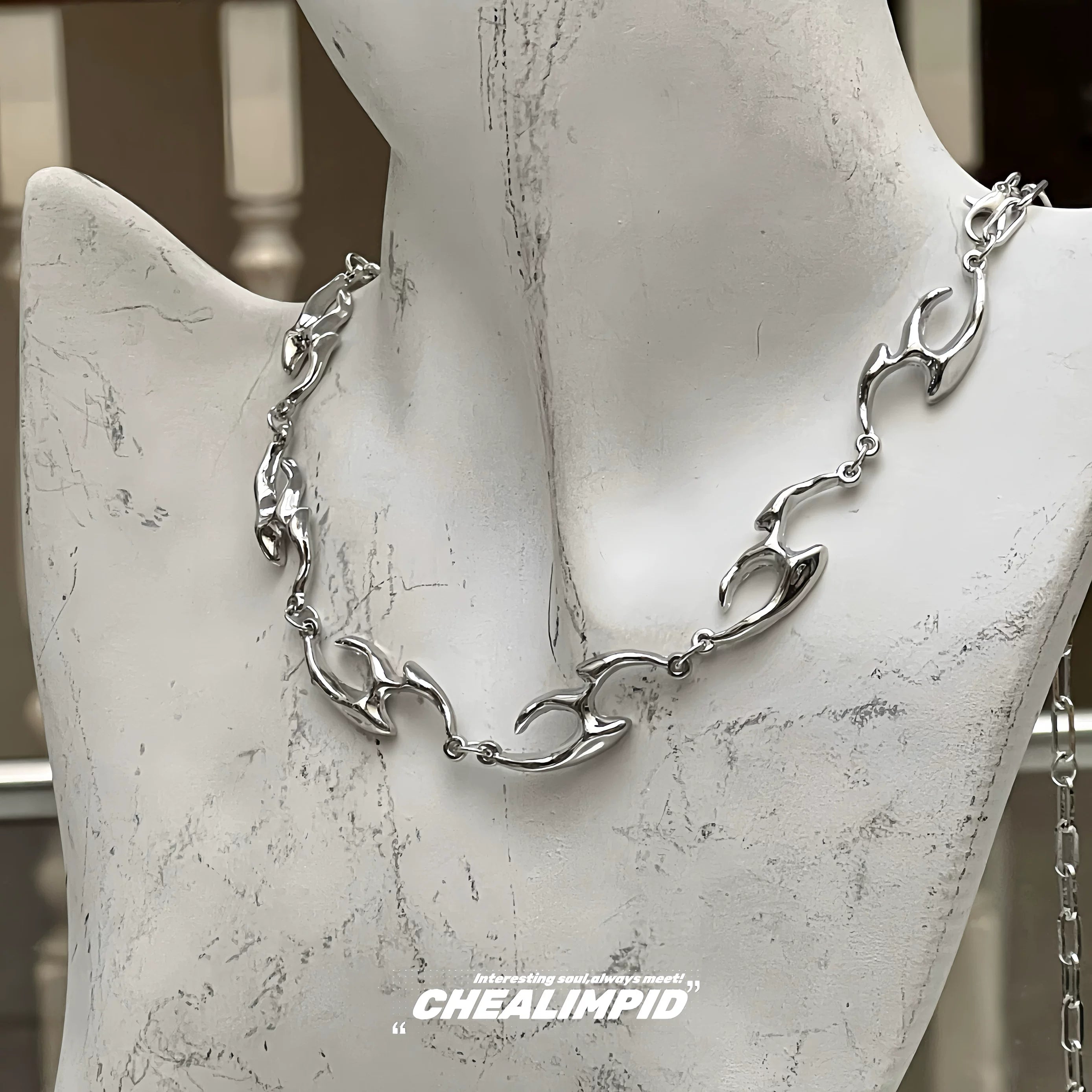 Sculpt Link Necklace