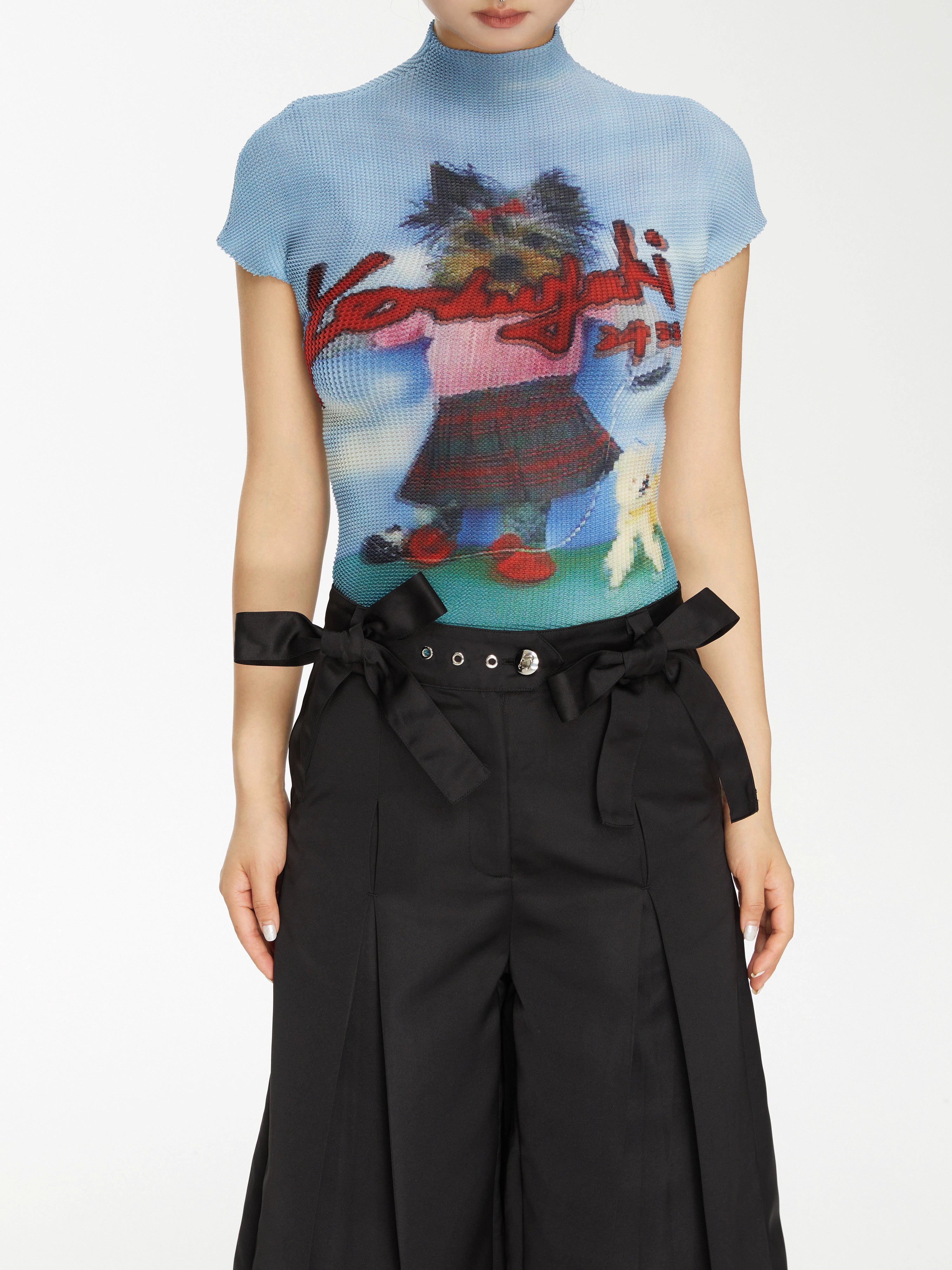 Bow-Embellished Pleated Back Wide-Leg Trouser Shorts