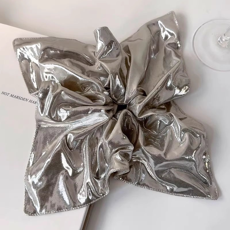 Liquid Voluminous Hair-Tie