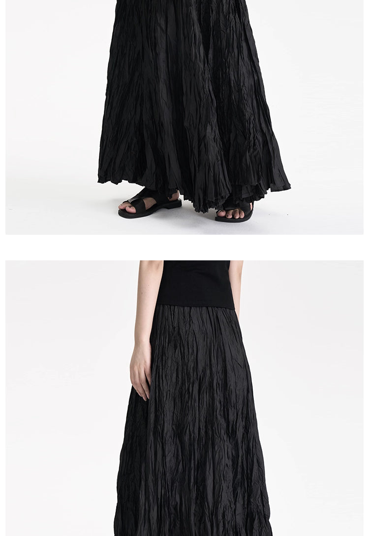 Crinkle Maxi Skirt in Black Ink