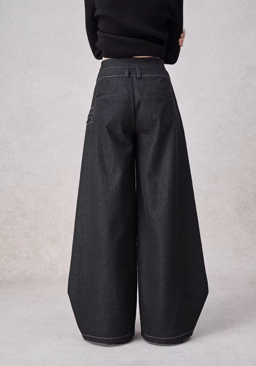 Integrated Belted Deconstructed Jeans