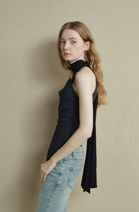 Equilibrium Fold High-Neck