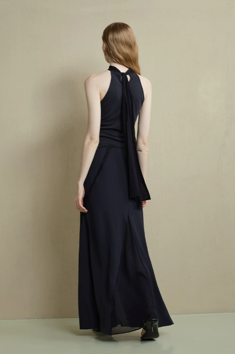 Equilibrium Fold High-Neck