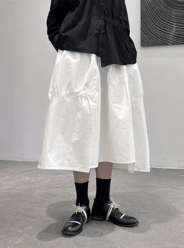 Aeolian Arid-Contour Skirt