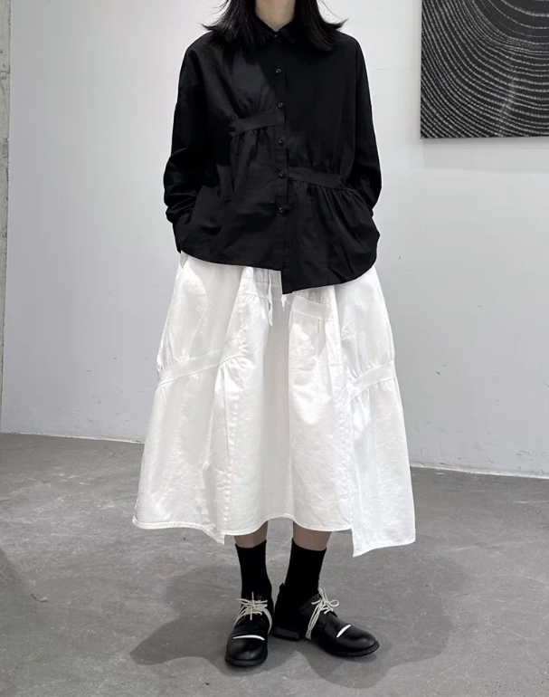 Aeolian Arid-Contour Skirt