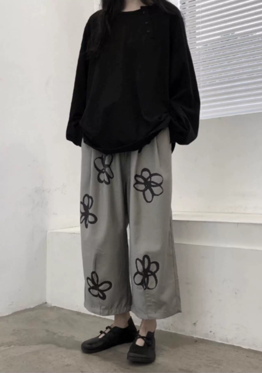 Doodle Bloom Cropped Trousers