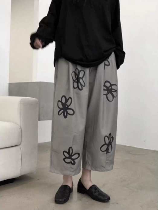 Doodle Bloom Cropped Trousers