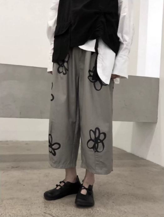 Doodle Bloom Cropped Trousers