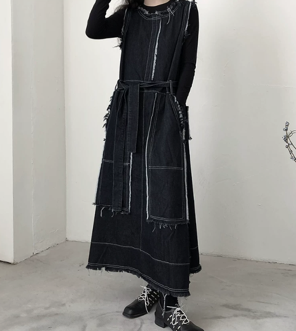 Frayed Edge Contrast-Stitch Denim Dress