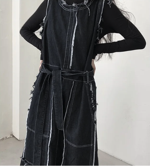 Frayed Edge Contrast-Stitch Denim Dress