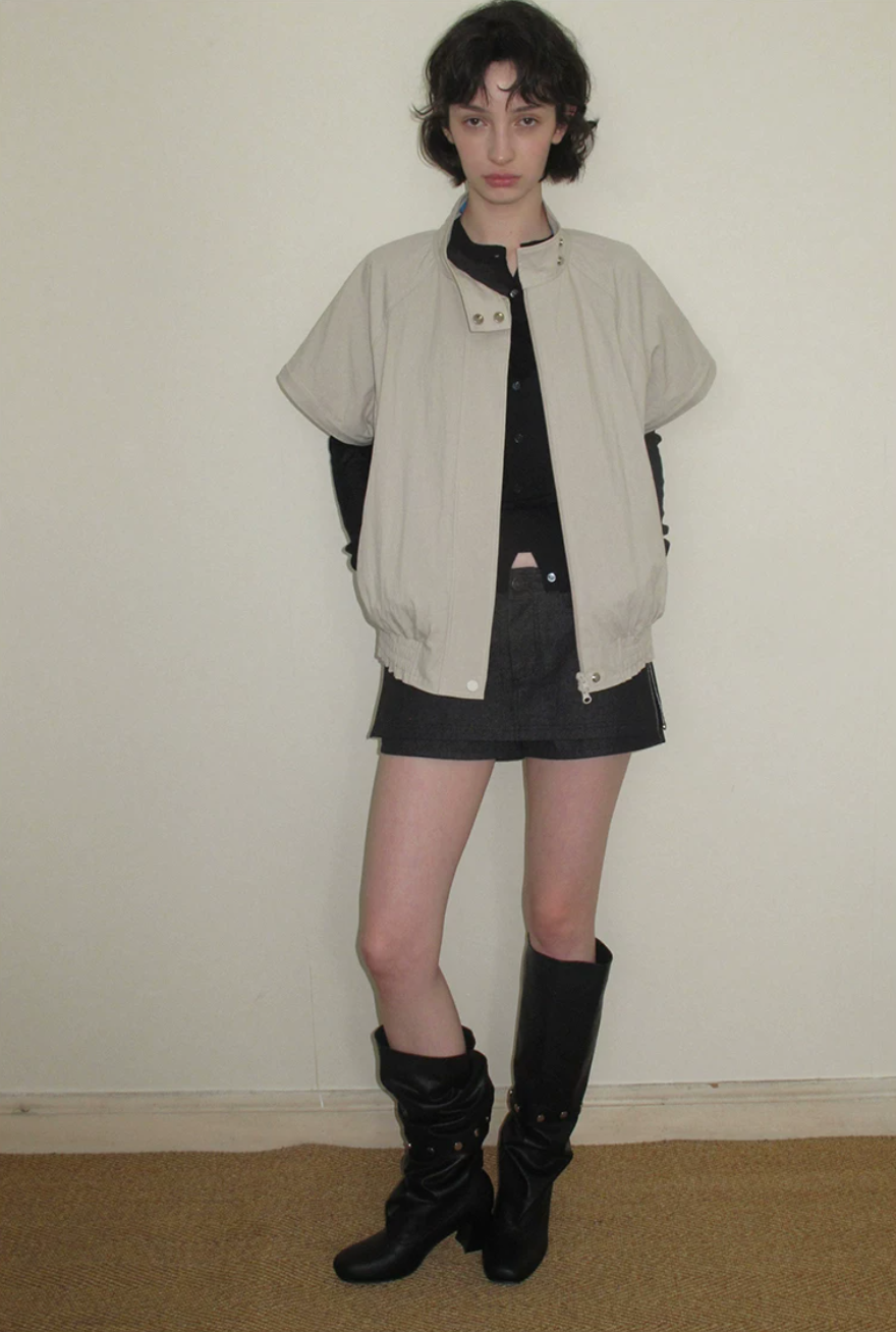 Detachable Sleeve Cropped Jacket