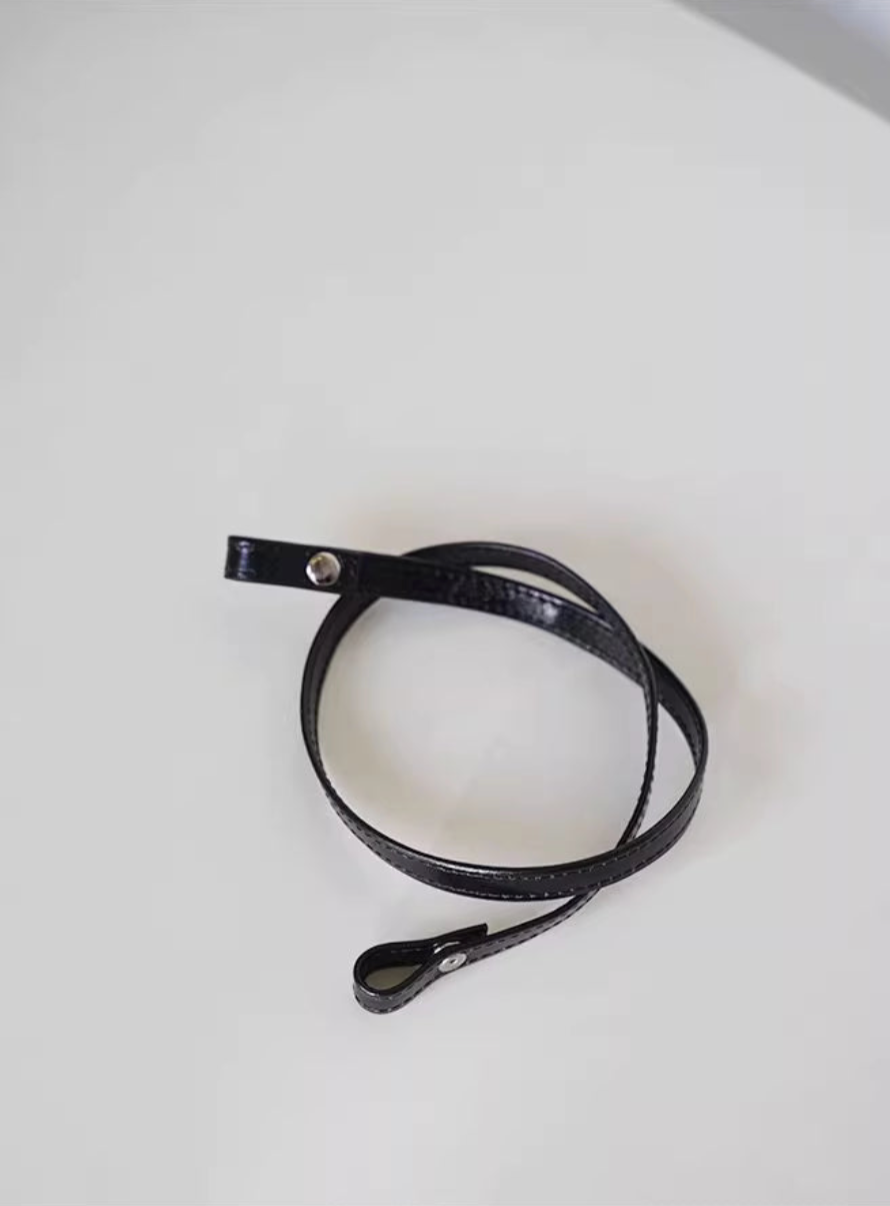 Twist Form Bag (Small)