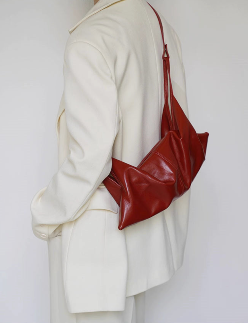 Twist Form Bag (Small)