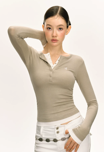 Snap Henley Long-Sleeved Knit