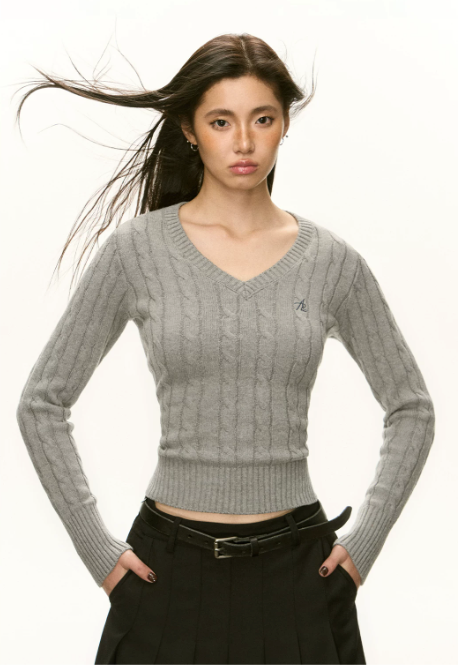 Everyday Cable V-Neck Knit