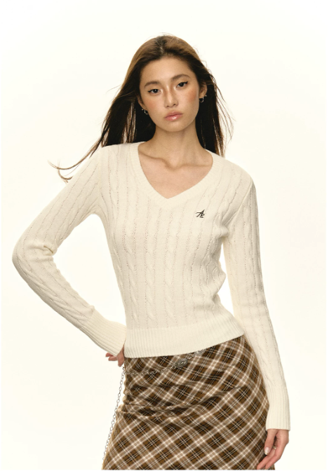 Everyday Cable V-Neck Knit