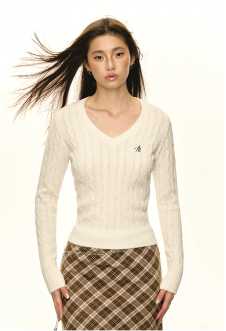 Everyday Cable V-Neck Knit