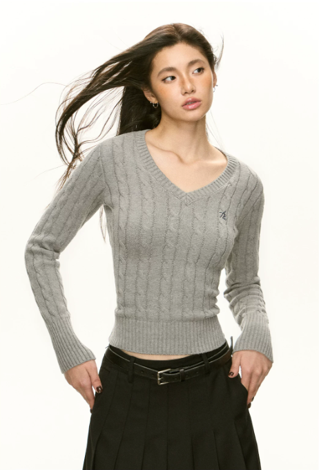 Everyday Cable V-Neck Knit