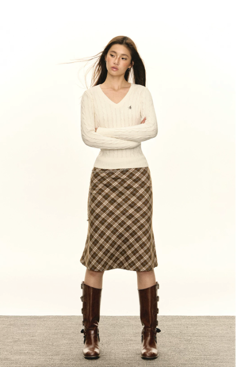 Everyday Cable V-Neck Knit