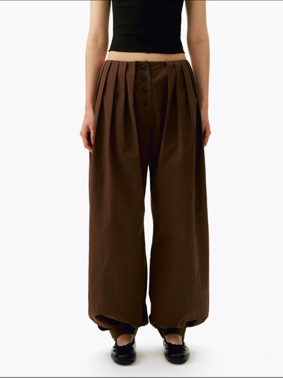 Multi-Pleated Balloon Trousers