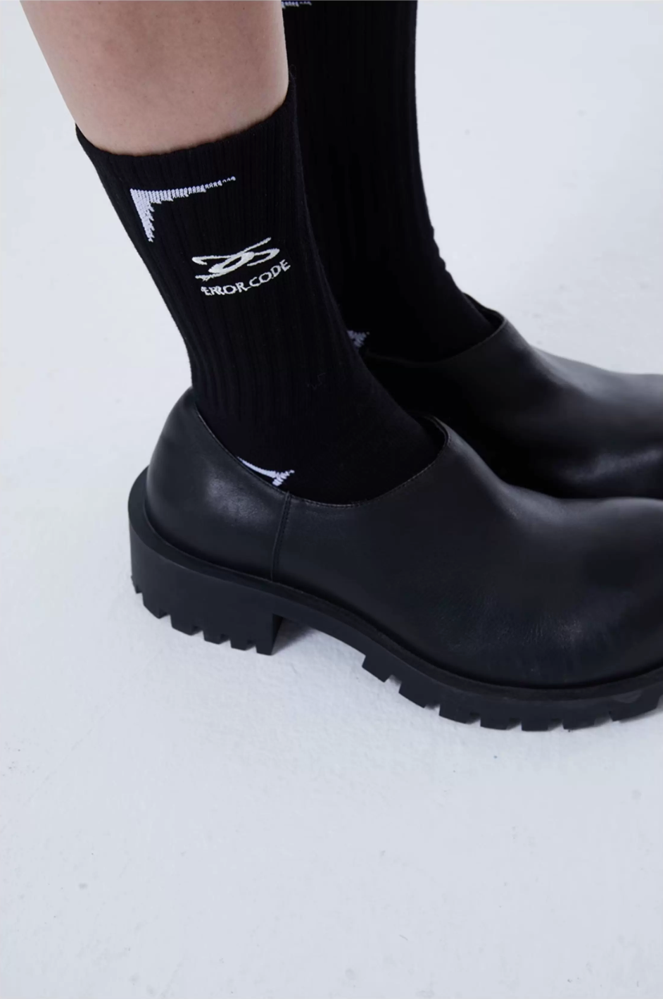 ERROR CODE Rib Crew Socks