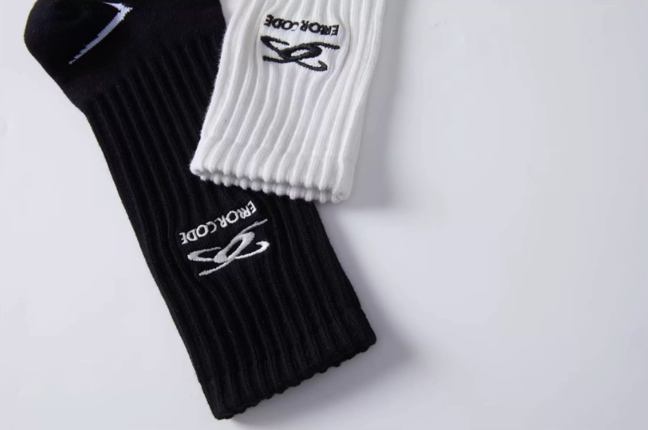 ERROR CODE Rib Crew Socks