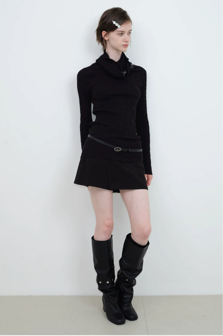Harness Collar Cable Knit