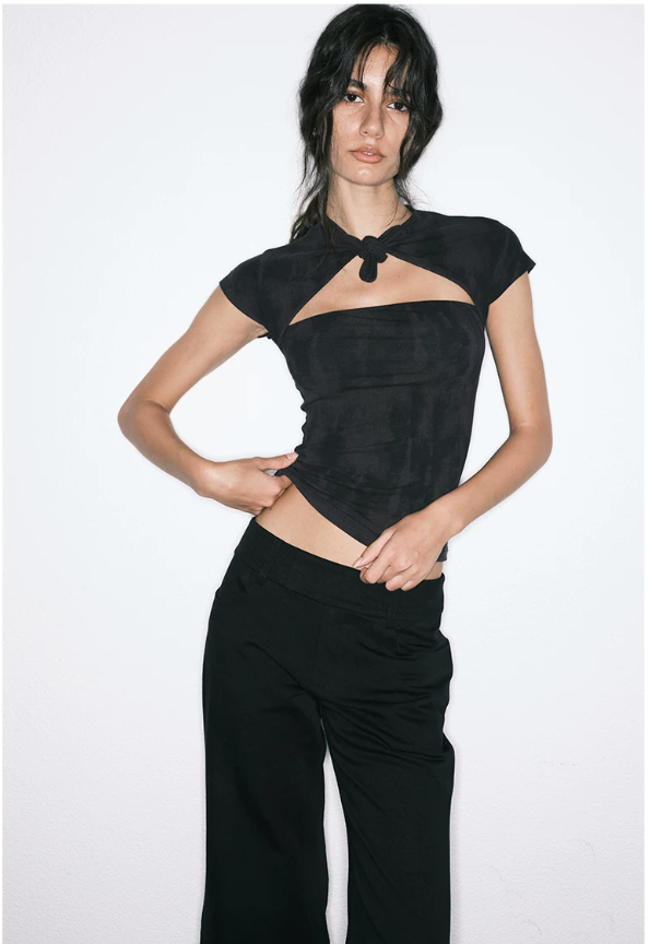 Contour Keyhole Top