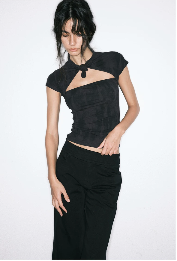 Contour Keyhole Top