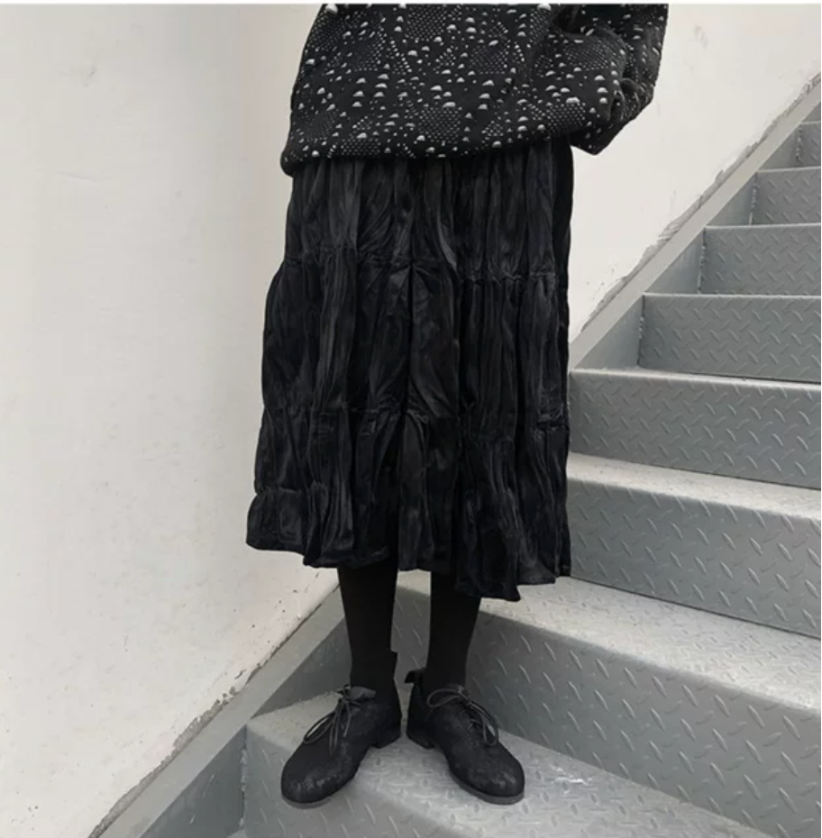 Crinkled Velvet Tiered Midi Skirt