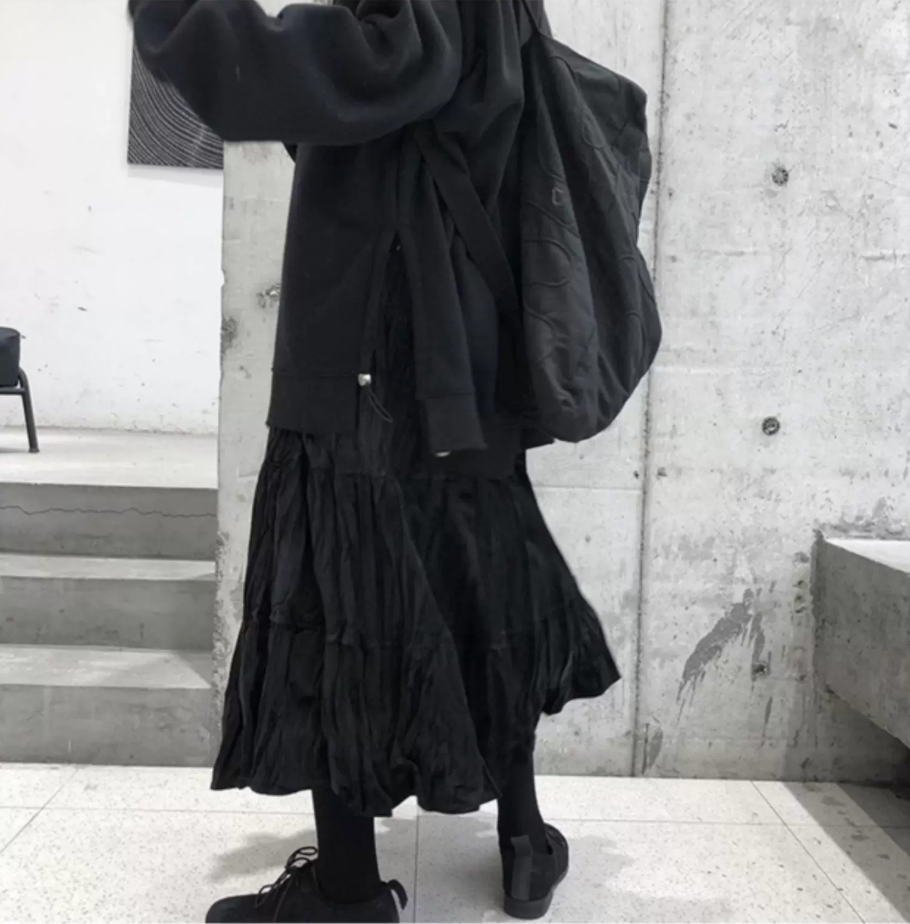 Crinkled Velvet Tiered Midi Skirt