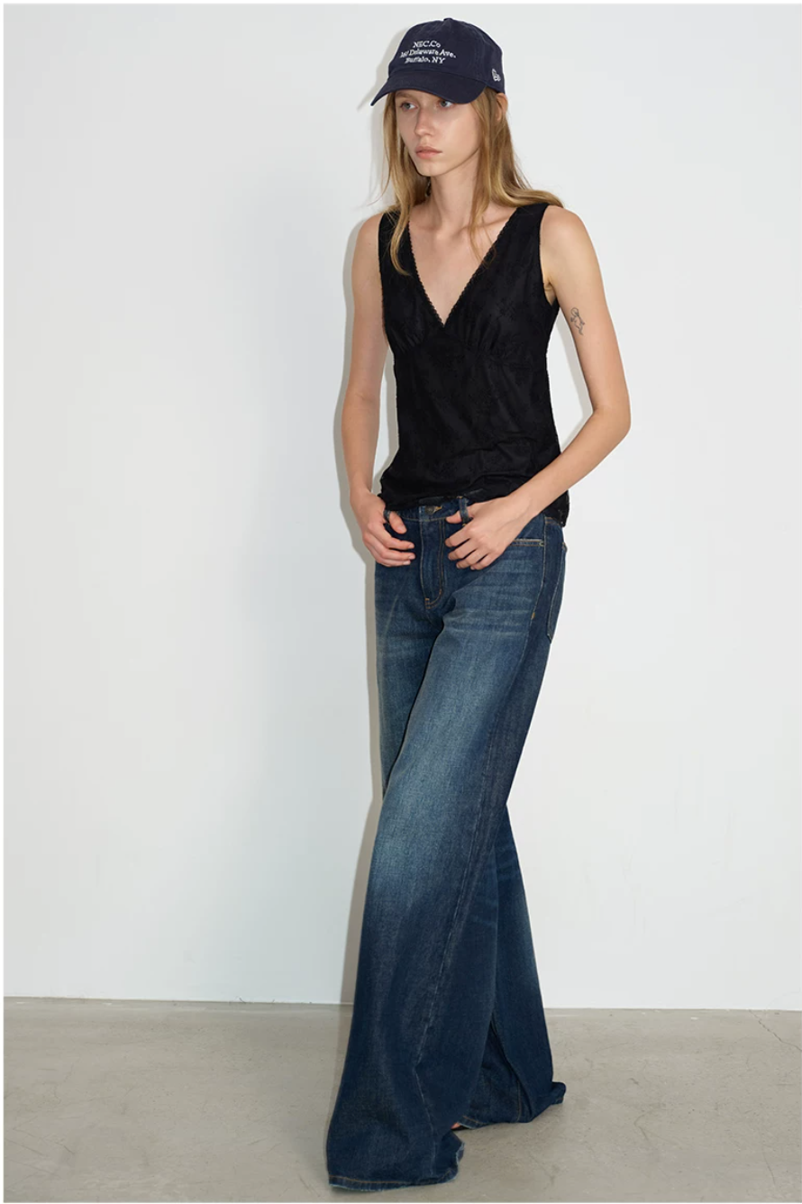Floral Lace V-Neck Stretch Tank
